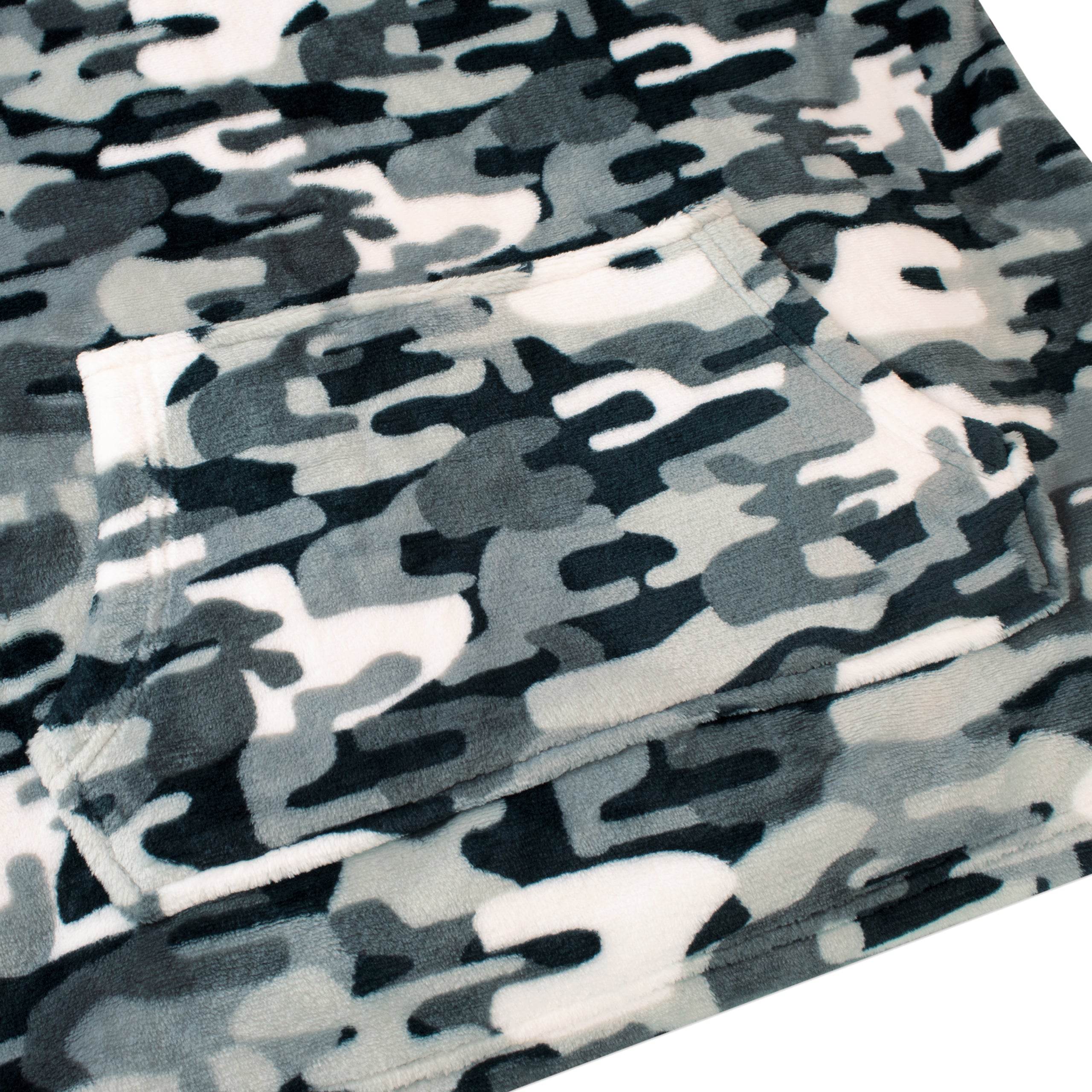 Harry Bear Camo Fleece Hoodie Blanket - Image 4
